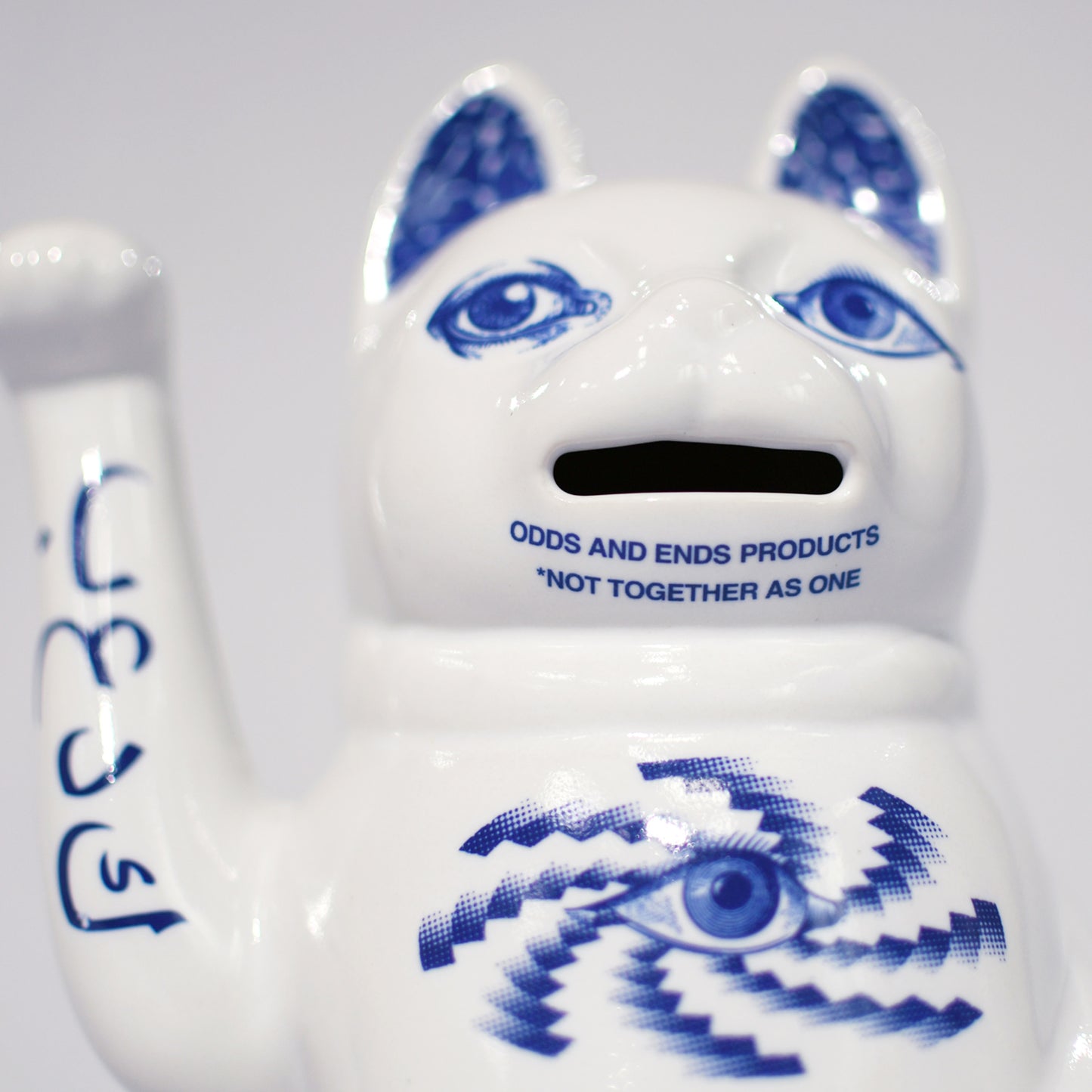 MANEKI-NEKO COIN BANK