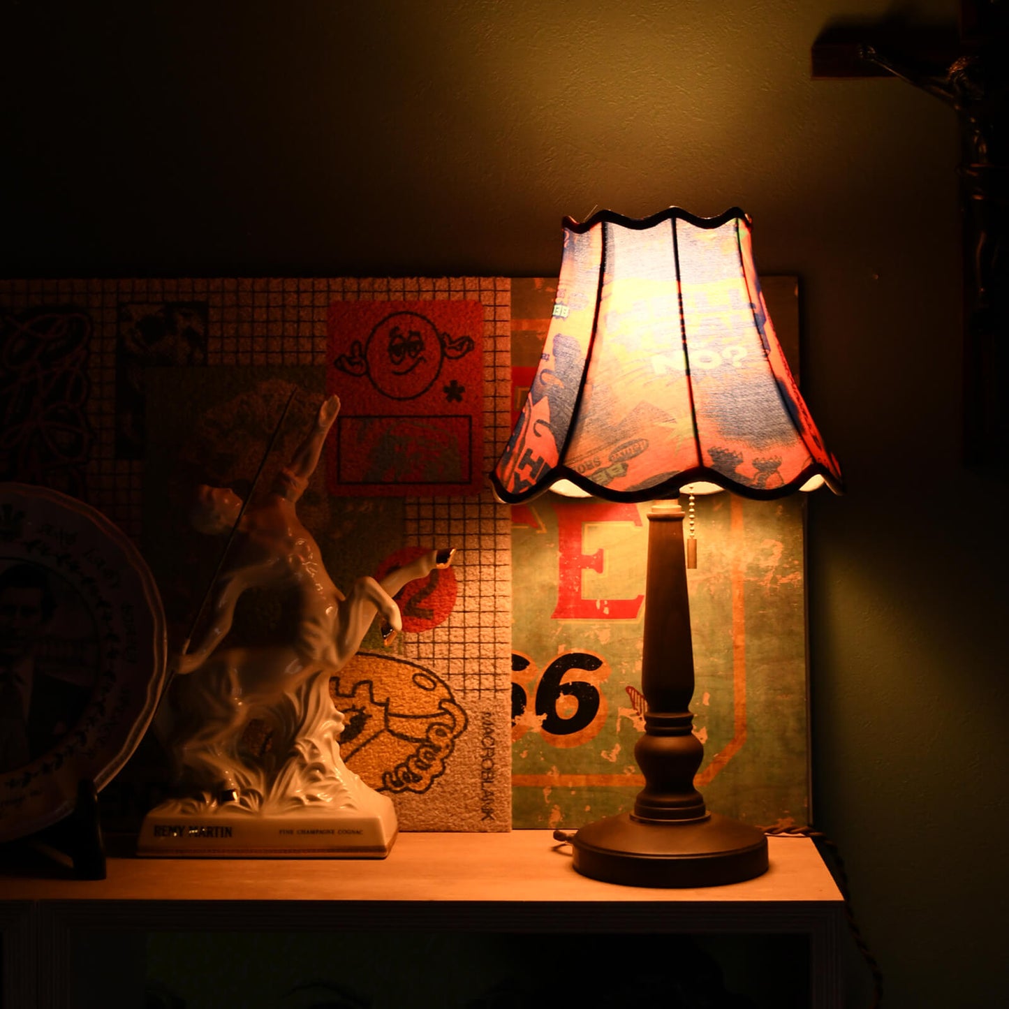 PANTHER TABLE LAMP