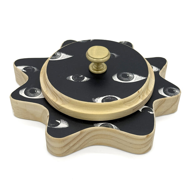 DISTORTED ASHTRAY