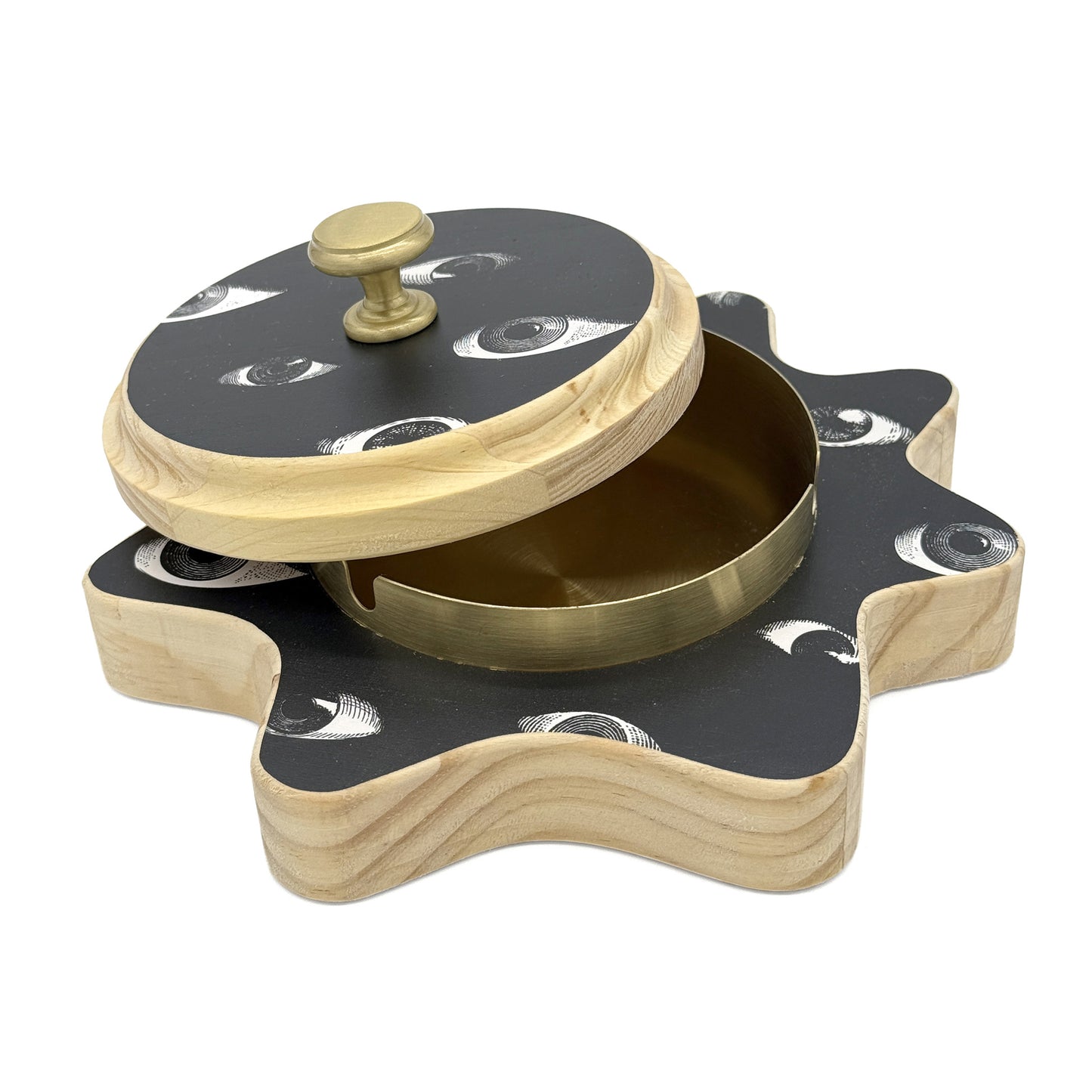 DISTORTED ASHTRAY