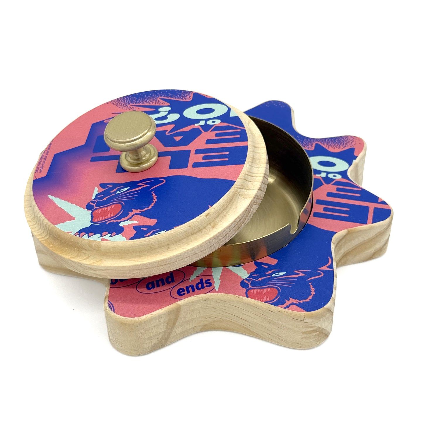 DISTORTED ASHTRAY