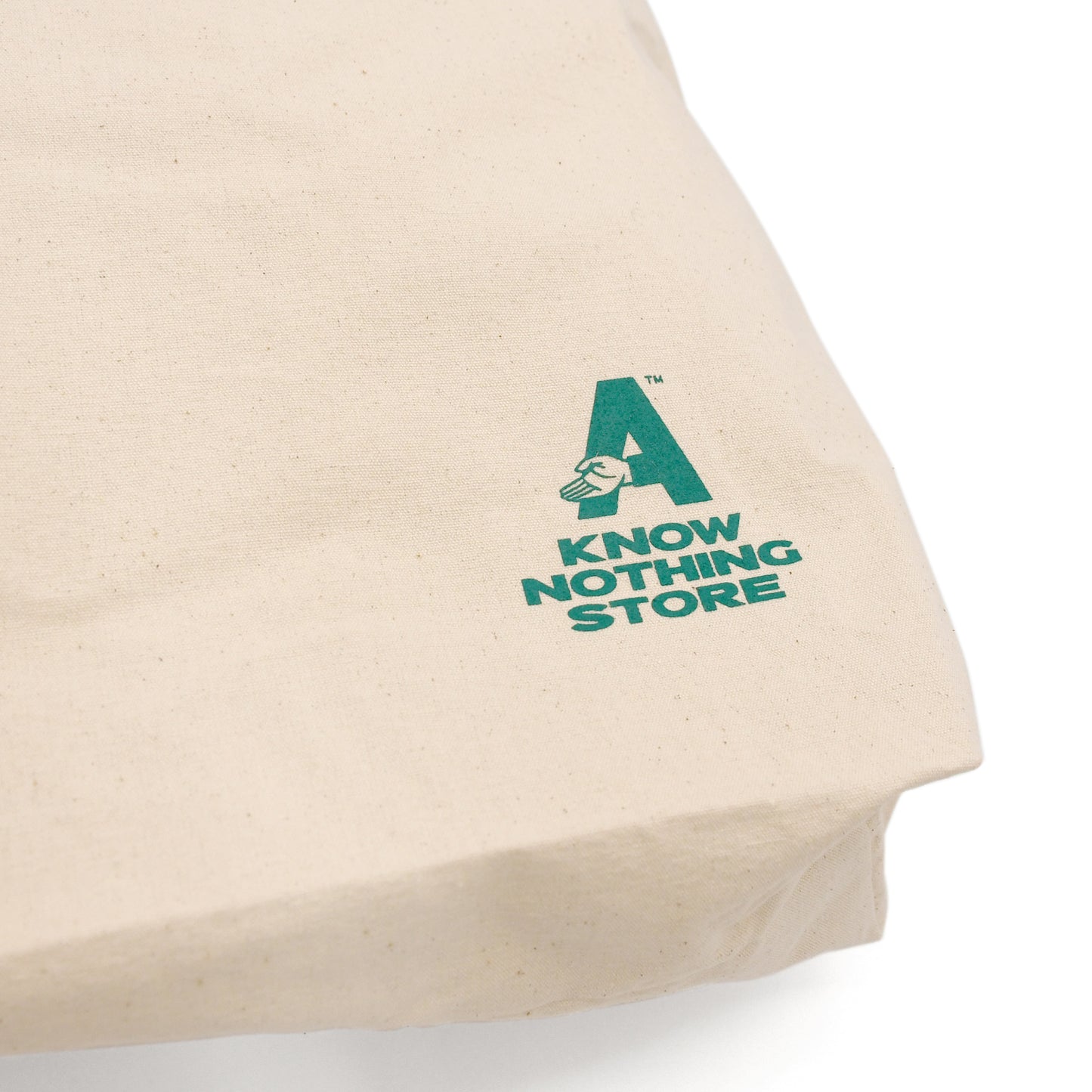 KNOW NOTHING TOTE