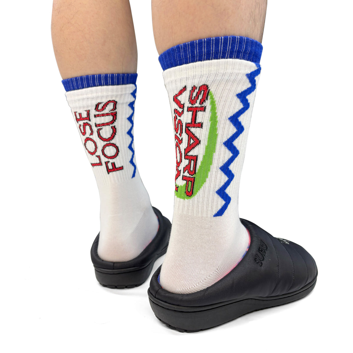 ASYMMETRY CREW SOCKS - WHT